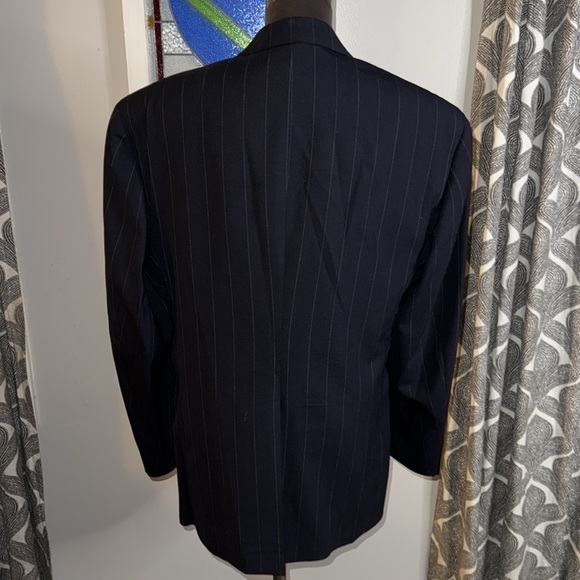 Polo University Club by Ralph Lauren Navy Pin Striped Wool Blazer - Picture 4 of 8